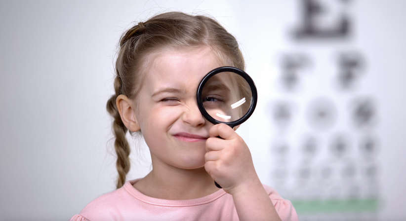 Myopie-Management (Kurzsichtigkeit) mit dem Myopia Master - Dr. Eva Zimper - Augenärztin Wien 1180