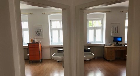 Dr. med. univ. Georg Neubauer - Orthopäde Neunkirchen 2620