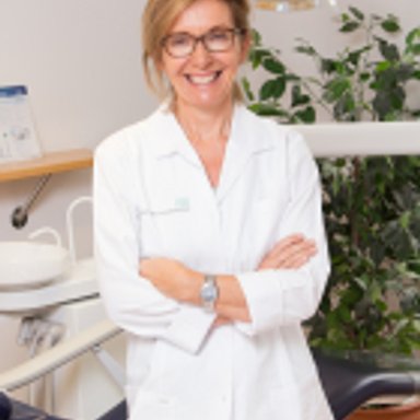 Dr. Birgit Henn-Schmidgruber - Zahnärztin Wien 1090