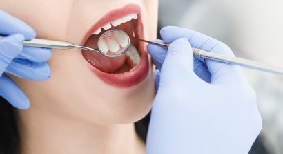 Professionelle Mundhygiene / Zahnprophylaxe