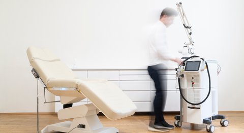 Praxisfoto von Dr. med. univ. Nazmi Kabashi