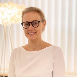 Dr. Romana Vanicek-Schodl - Frauenärztin Baden 2500