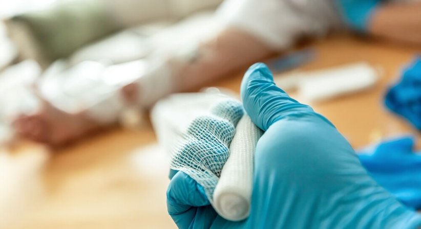 Kleine Wundversorgung - Dr. med. Clemens Ziller - Allgemeinmediziner und Familienmediziner Wien 1010