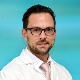 Prim. Prof. Dr. Dr.  Reinhold Ortmaier - Orthopäde Salzburg 5020