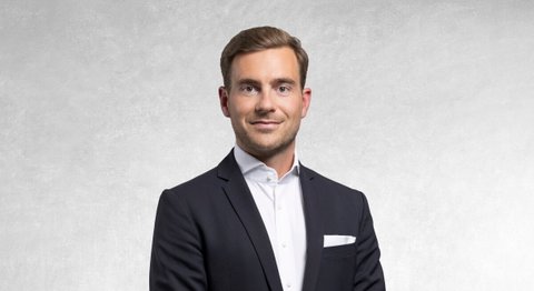 Prof. Dr. Dr.  Nikolaus Luft, FEBO, FWCRS - Augenarzt Linz 4020
