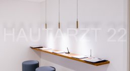 Dr. med. univ. Mo Pachala - Hautarzt Wien 1220