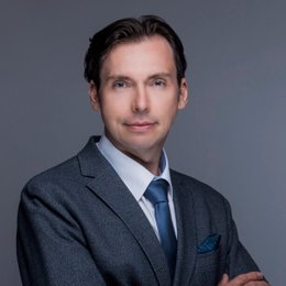 Dr. med. univ. Stefan Grossauer, MBA - Neurochirurg 1180 Wien