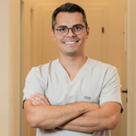 Dr. Andreas Cosma - Zahnarzt Krems an der Donau 3500