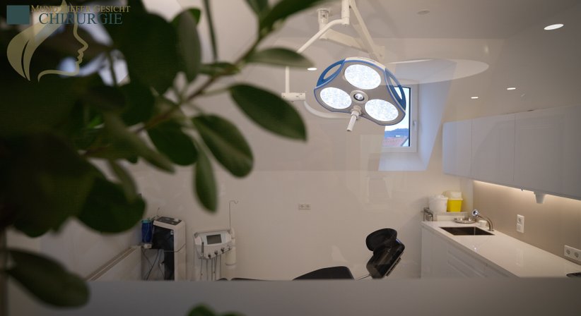 DDr. Bernhard Stocker - Kieferchirurg Braunau am Inn 5280