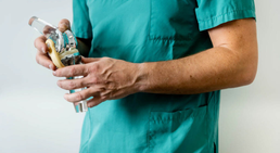 OA Priv. Doz. Dr. Florian Sevelda, Msc - Orthopäde Wien 1150