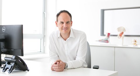 OA Priv. Doz. Dr. Florian Sevelda, Msc - Orthopäde Wien 1150