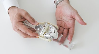 Minimalinvasiver Kniegelenkersatz (Teil- und Totalendoprothese)