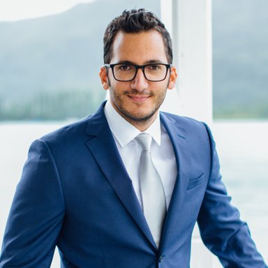 Prof. Dr. Dr. med. Patrick Sadoghi - Orthopäde Graz 8010