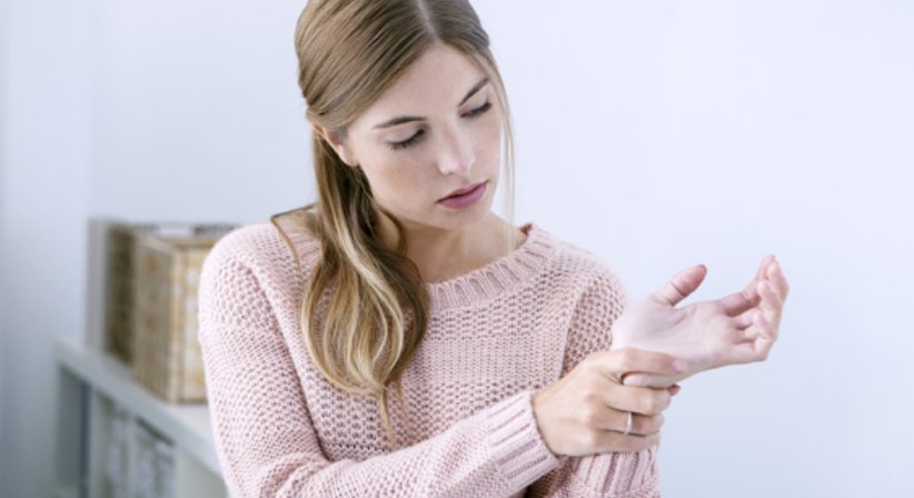 Ganglion - Dr. Bahram Mossawat - Orthopäde Wien 1010