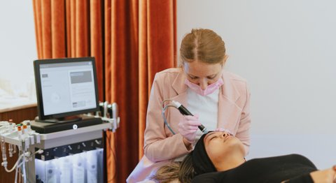 Praxis - Dr. med. univ. Peter Herndlhofer - Allgemeinchirurg/Viszeralchirurg Wien 1060