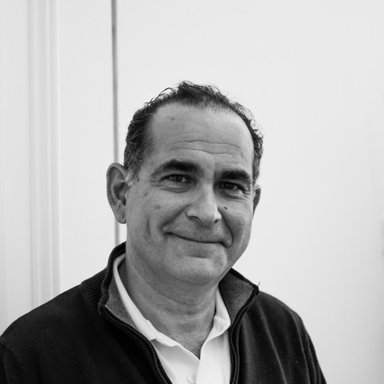Prof. DDr. Orhun Dörtbudak - Zahnarzt Wien 1090