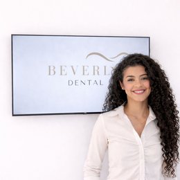 Dr. Sarah Abdel-Hamied - Zahnärztin Wien 1050