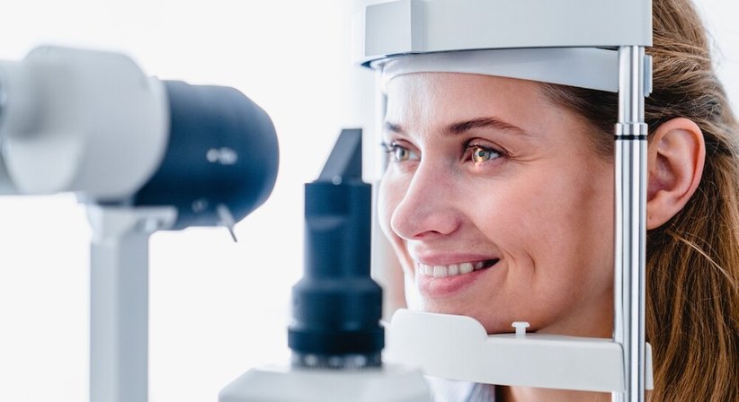 YAG-Laser-Behandlung des Nachstars (YAG-Kapsulotomie) - Dr. Clemens Bernhart - Augenarzt Wien 1010