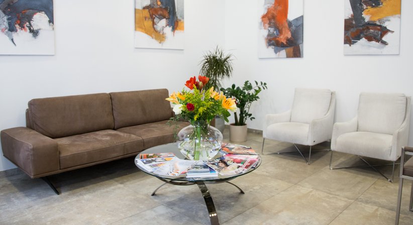 Praxis - Dr. med. univ. Dr. med. dent. Felix Wick - Zahnarzt Wien 1040