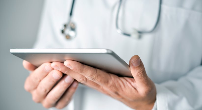 Telemedicine - Oberarzt Dr. Peter Maximilian Heil - Hautarzt Wien 1080