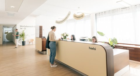 Dr. med. univ. Aigul Luna - Frauenärztin Wien 1020