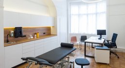 Prof. Priv.-Doz. Dr. David Stelzeneder - Orthopäde Wien 1080