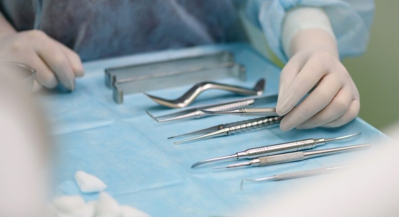 Zahnchirurgie bei Dr. Jacob Polzer