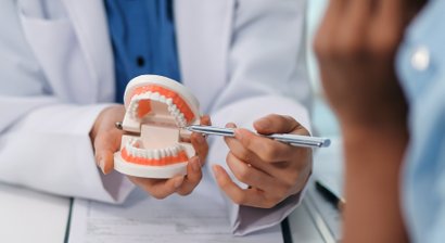 Implantatberatung und -setzung