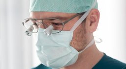 Dr. med. univ. Alexander Nimmerfall - Plastischer Chirurg Wels 4600