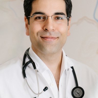 OA Dr. med. Dr. med. univ. Mehrshad Vafaie - Kardiologe Wien 1130
