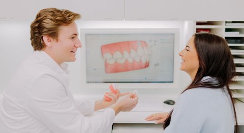 Dr. Alexander Gugenberger, MSc. - Zahnarzt Wien 1010