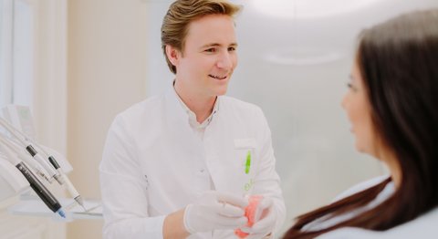 Dr. Alexander Gugenberger, MSc. - Zahnarzt Wien 1010