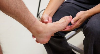 Knorpelaufbautherapie mit Hyaluronsäure