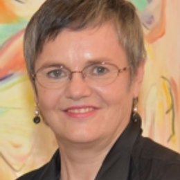 Dr. Johanna Bacher - Psychiaterin Baden 2500