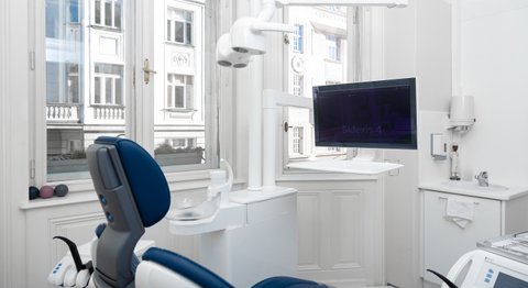 Dr. Valentin Kunz - Zahnarzt Wien 1080