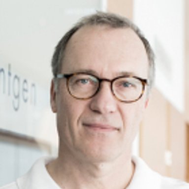 Dr. Axel Gebauer - Radiologe Baden 2500