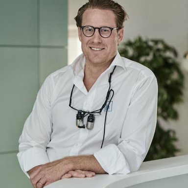 Dr. med. dent. Philipp Jahn, MSc. - Zahnarzt Wien 1060
