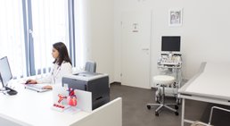 Praxis - Assoc. Prof. Priv.Doz. Mag. Dr. Bonni Syeda - Internistin Wien 1210