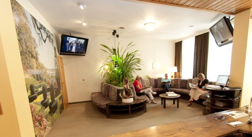 MR Dr. Michael Beinl - Zahnarzt Seitenstetten Markt 3353