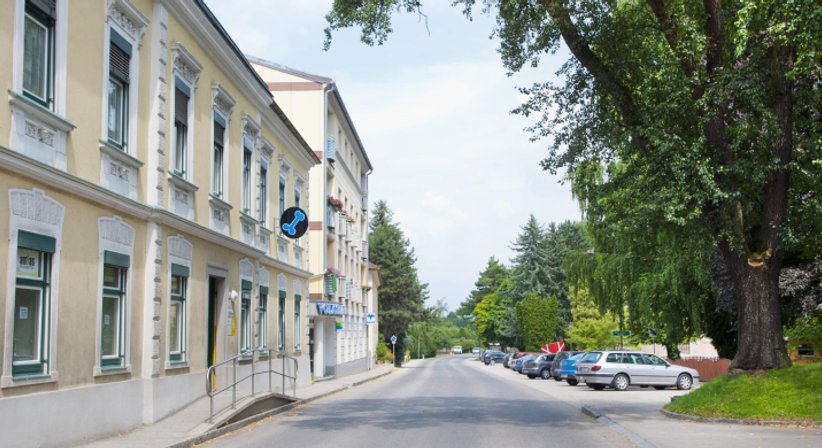 MR Dr. Michael Beinl - Zahnarzt Seitenstetten Markt 3353