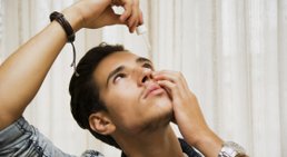 Trockenes Auge -
