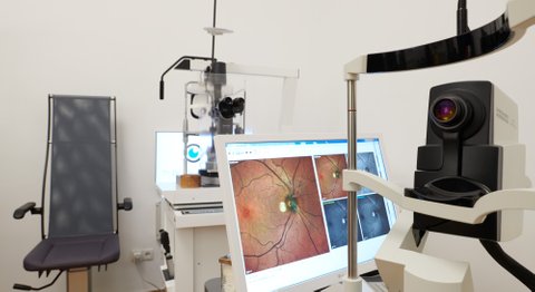 DI Dr. Christian Simader - Augenarzt Wien 1010