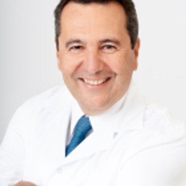 Univ.- Prof. Dr. Alexander Giurea - Orthopäde Wien 1090