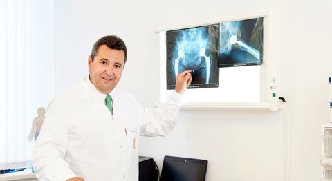 Univ.- Prof. Dr. Alexander Giurea - Orthopäde Wien 1090