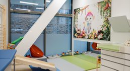 Prim. MedR. Ass.-Prof DDr. Peter Voitl, MBA - Kinderarzt Wien 1220