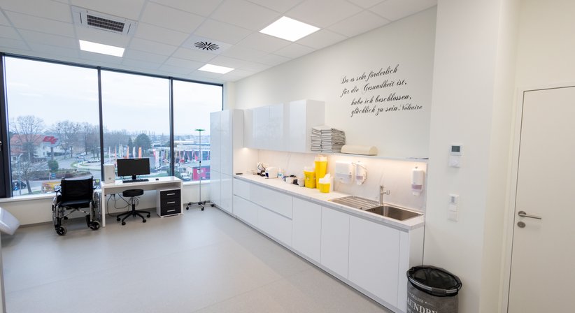 Dr. med. Ramin Ilbeygui - Orthopäde Eisenstadt  7000