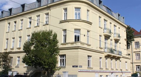 OA Dr. med. univ. Christian Wogritsch - Internist Wien 1130