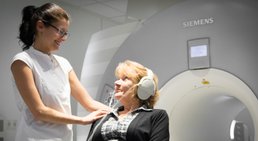 Dr. Oliver Altenhuber - Radiologe Wien 1110