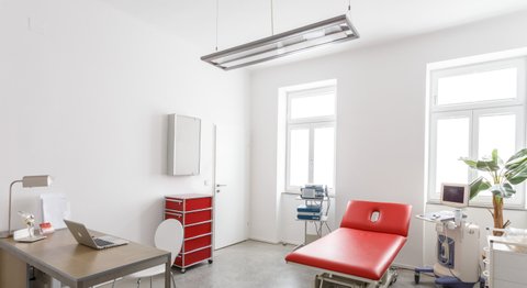OA  Dr. Philipp Otrel - Orthopäde Wien 1080