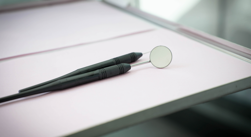 Parodontitisbehandlung - Dr. med. dent. Arnold Bobb - Zahnarzt Wien 1020